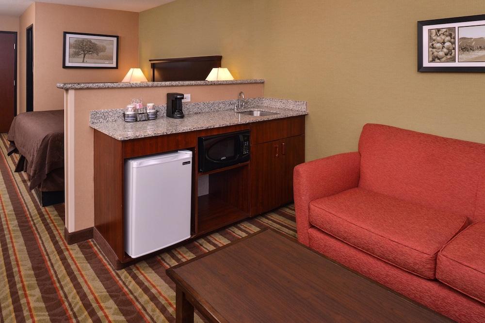 Best Western Wilsonville Inn & Suites Zewnętrze zdjęcie